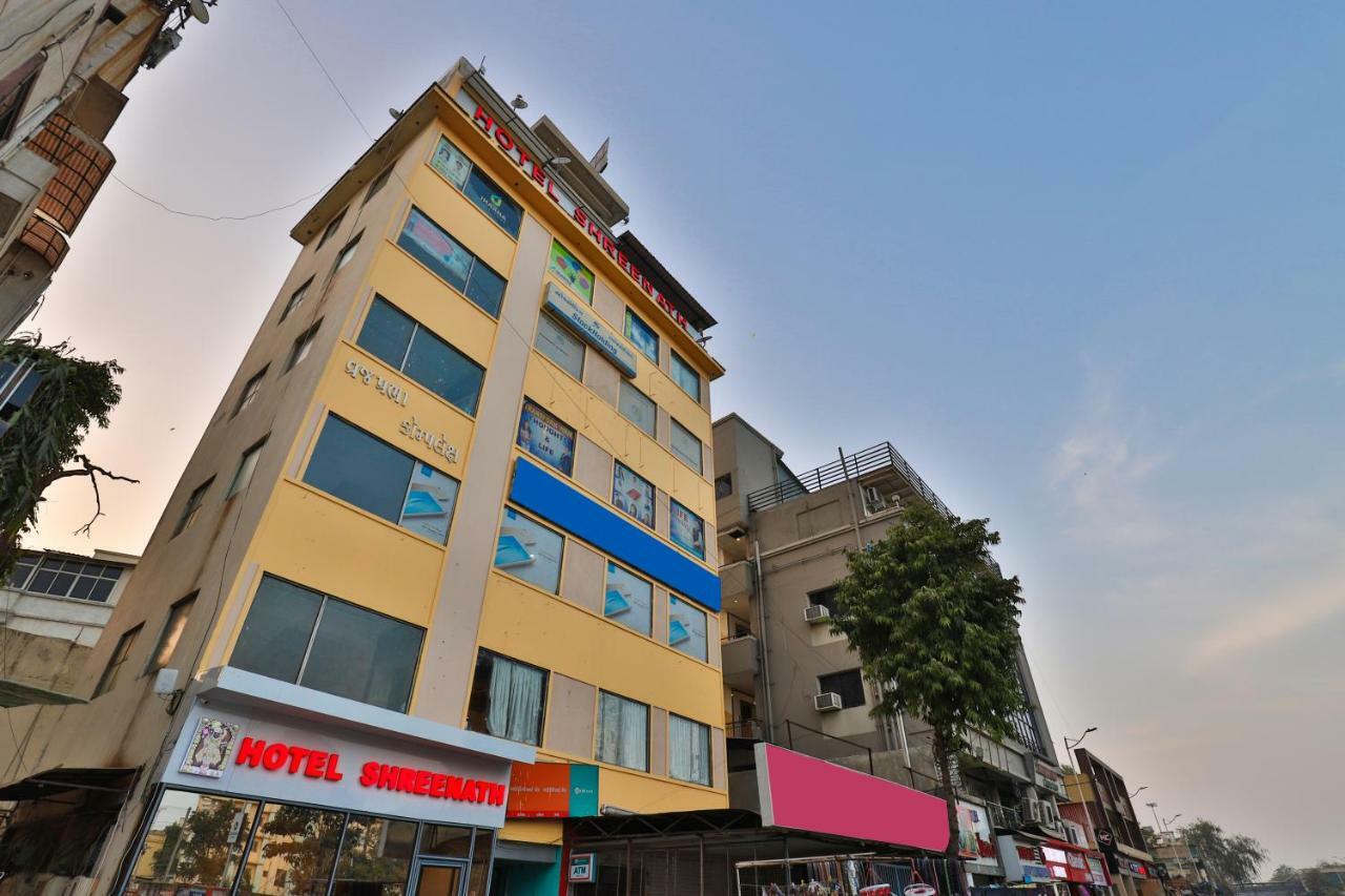 Shreenath Hotel 3*
